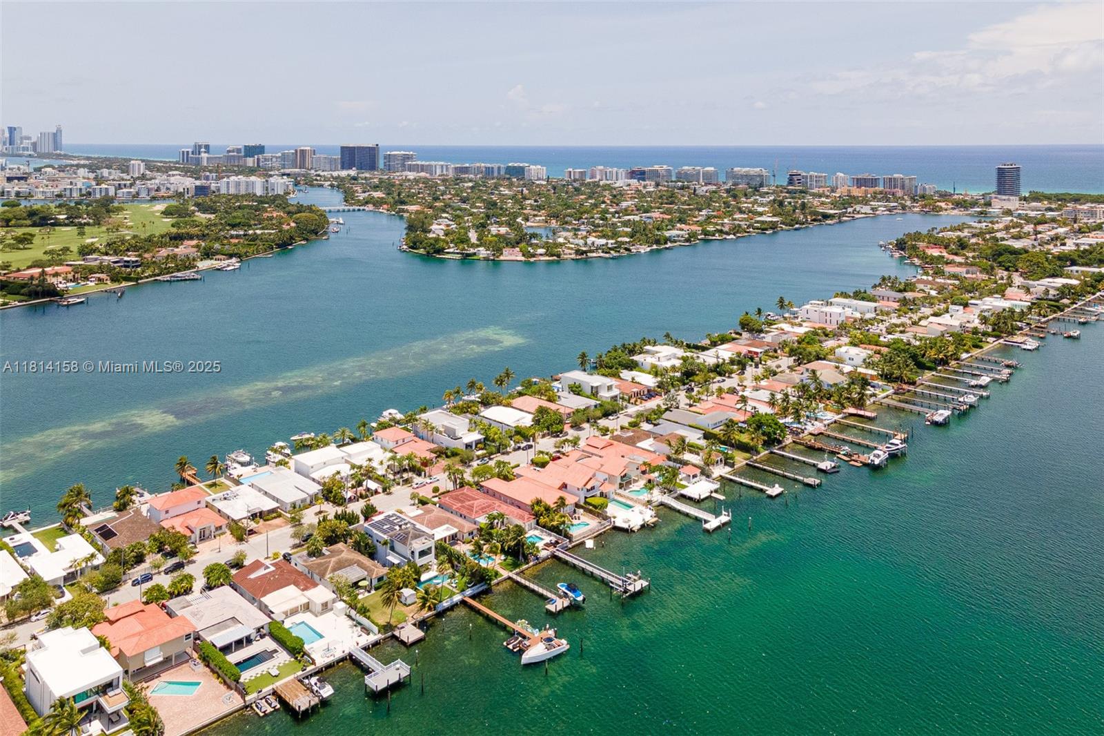 1430 Stillwater Dr #1430 Miami Beach, FL 33141