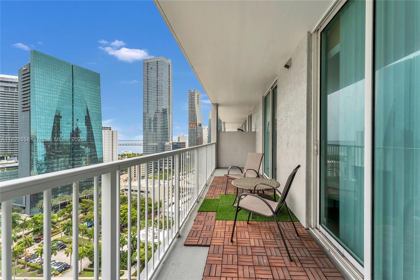 image VUE AT BRIECKELL CONDO15