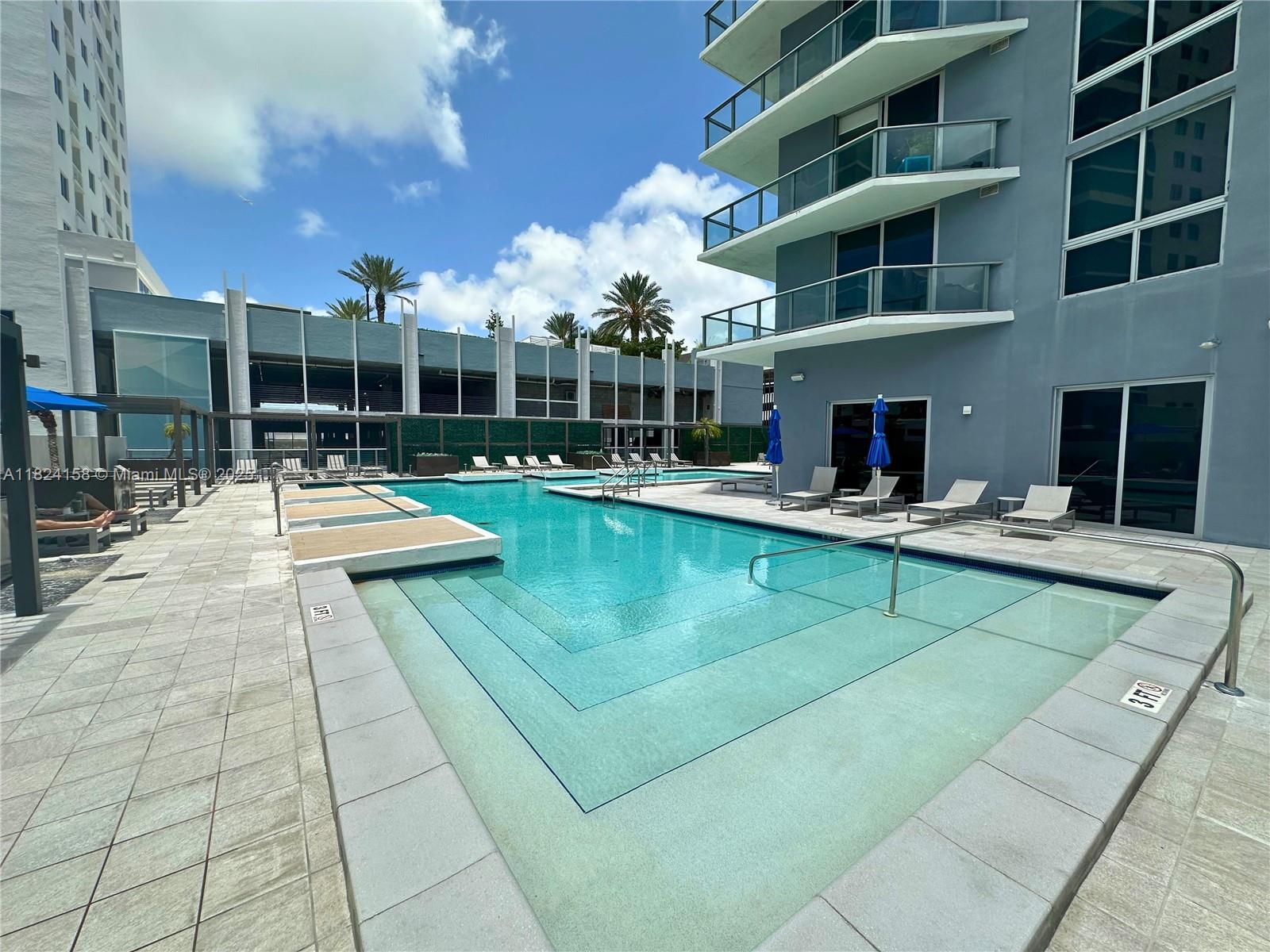 image Brickell Ten32