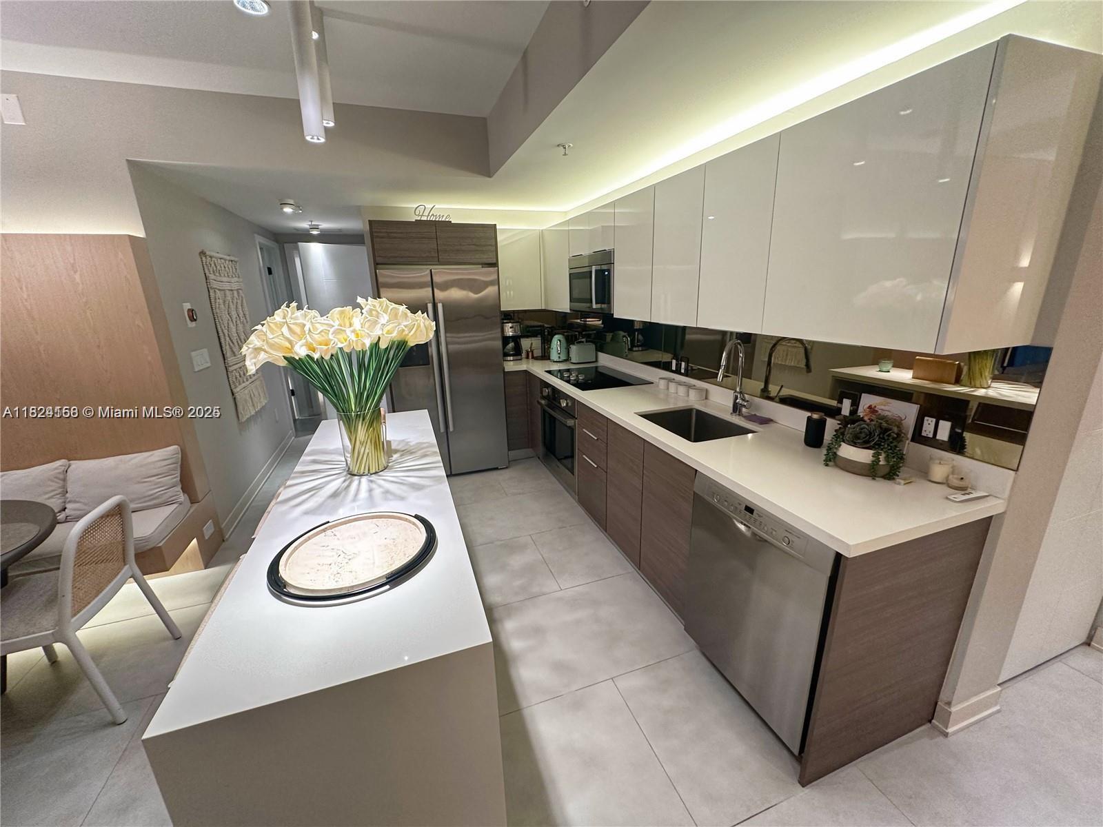 image Brickell Ten3