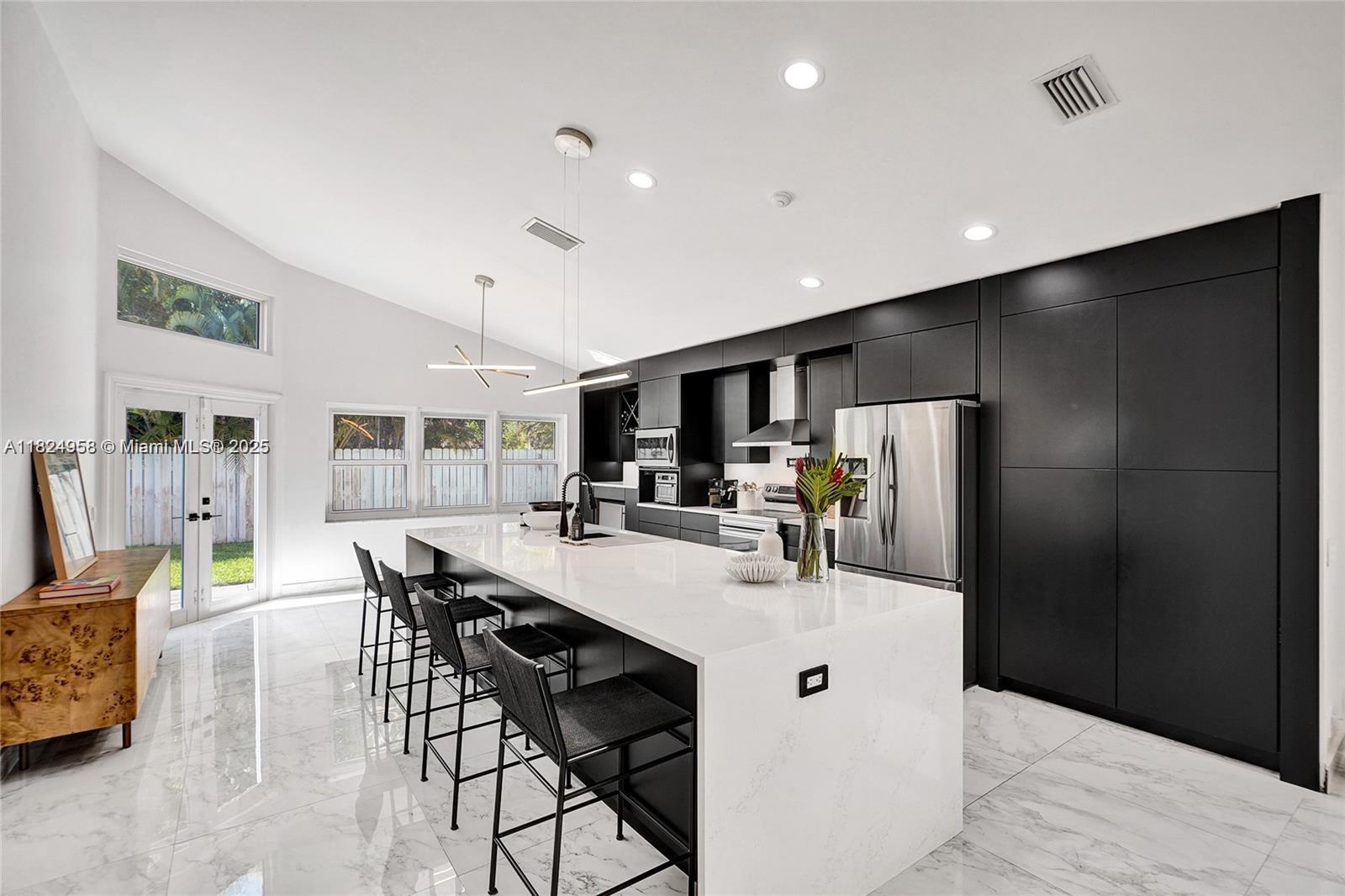 204 Cameron Weston, FL 33326