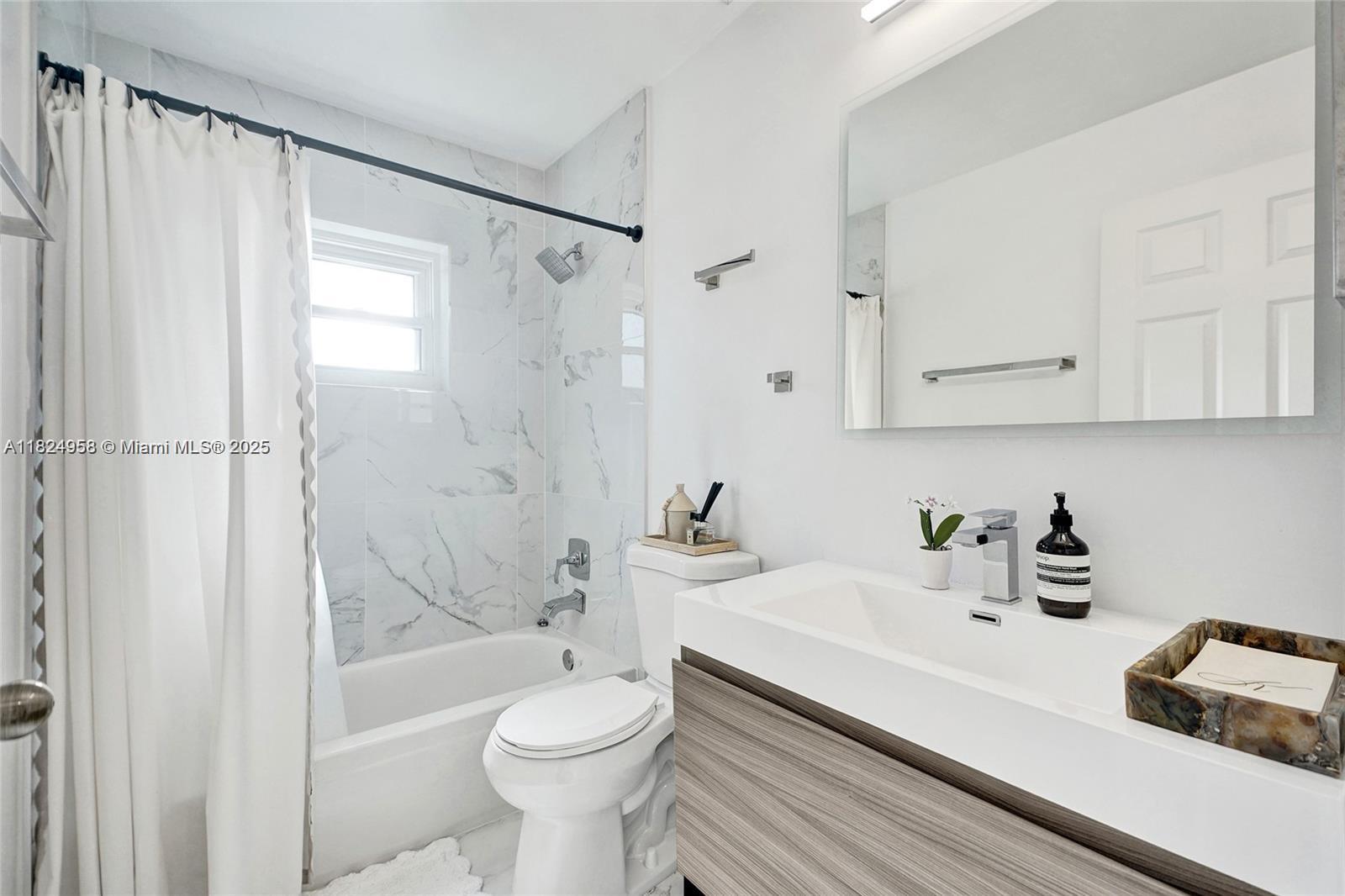 204 Cameron Weston, FL 33326