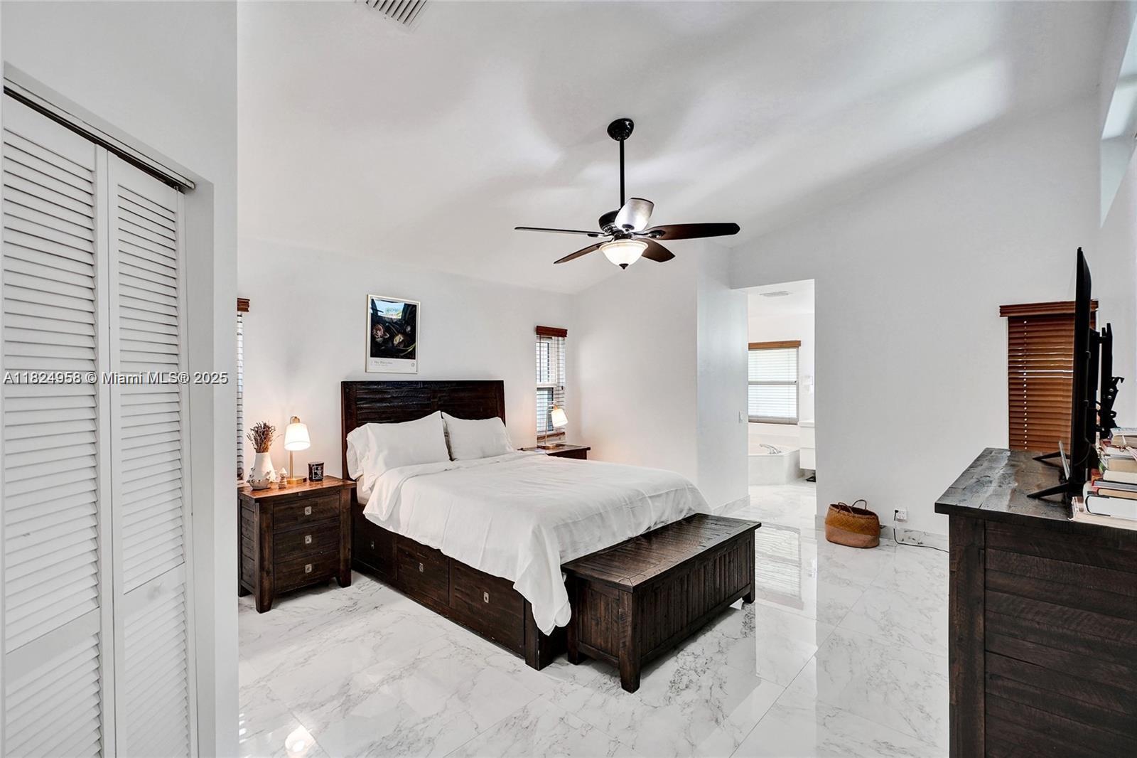 204 Cameron Weston, FL 33326