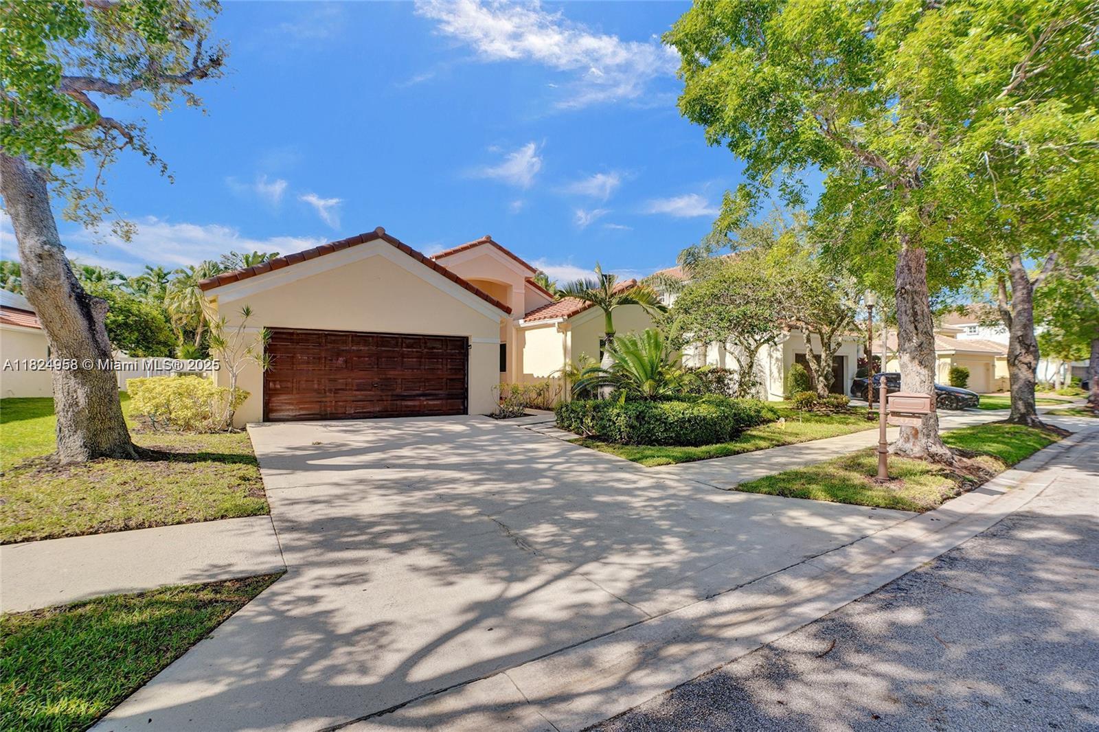 204 Cameron Weston, FL 33326