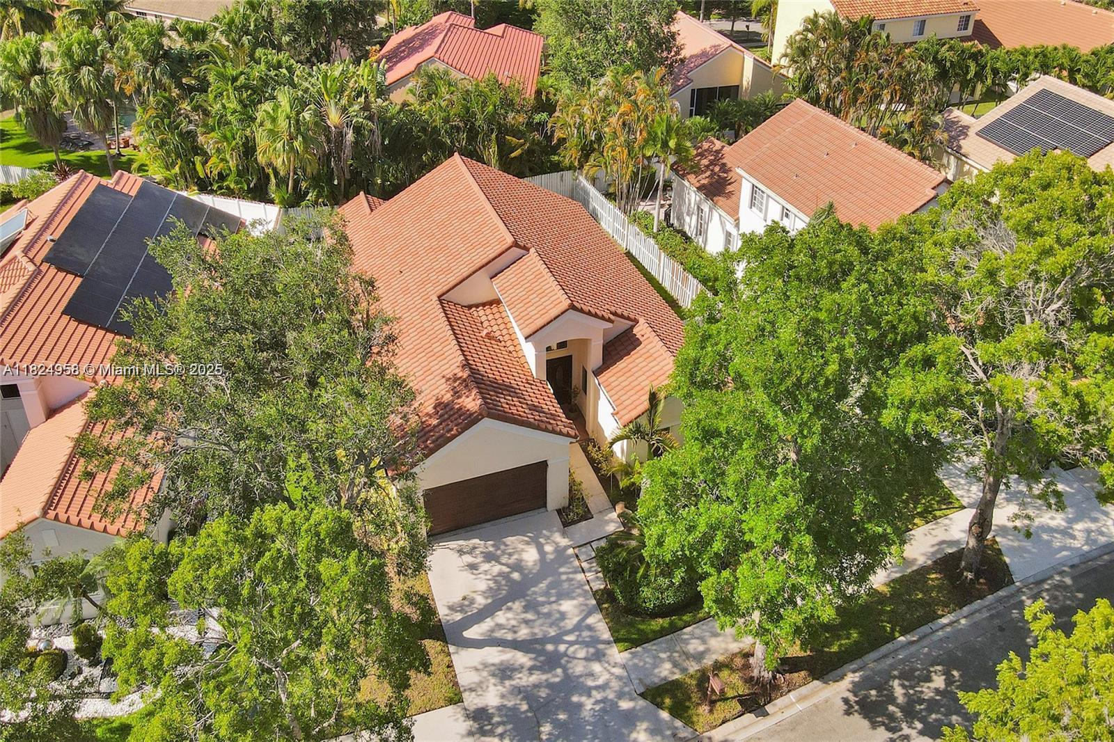 204 Cameron Weston, FL 33326