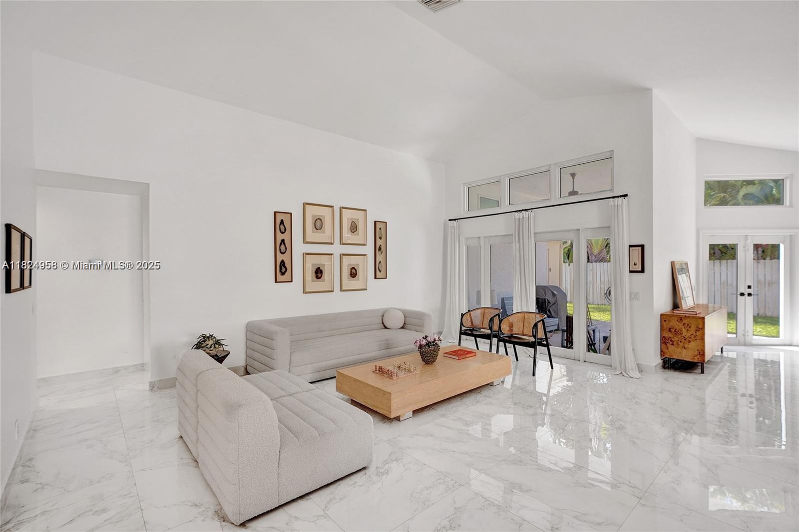 204 Cameron Weston, FL 33326