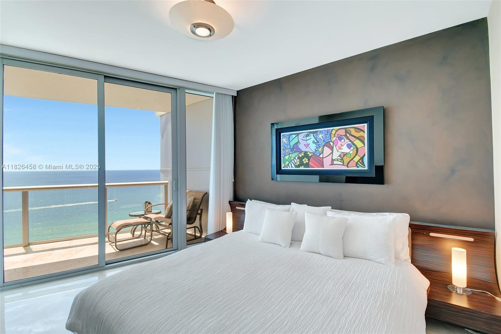 image Jade Beach10