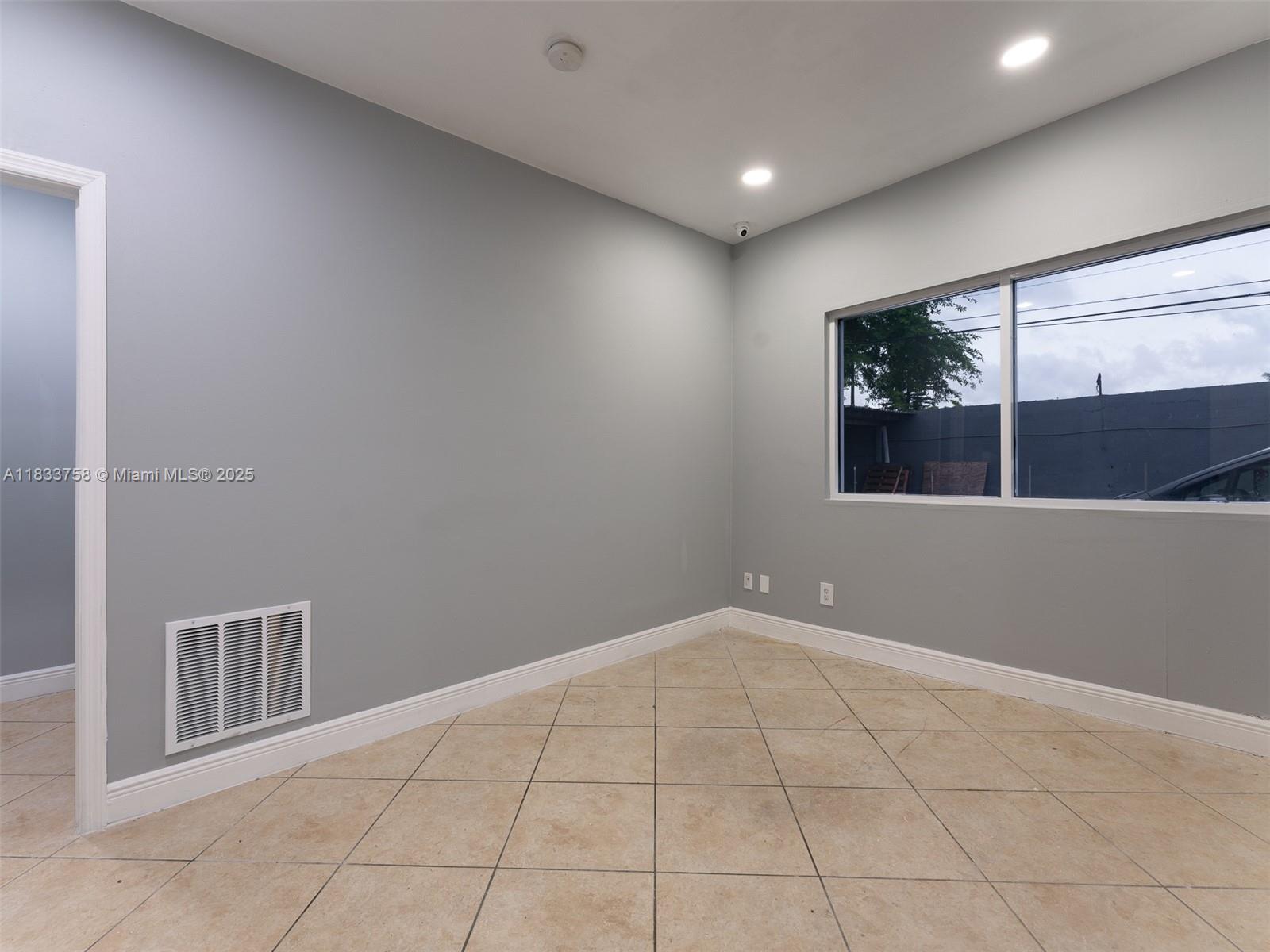 2695 NW 141st St Opa Locka, FL 33054