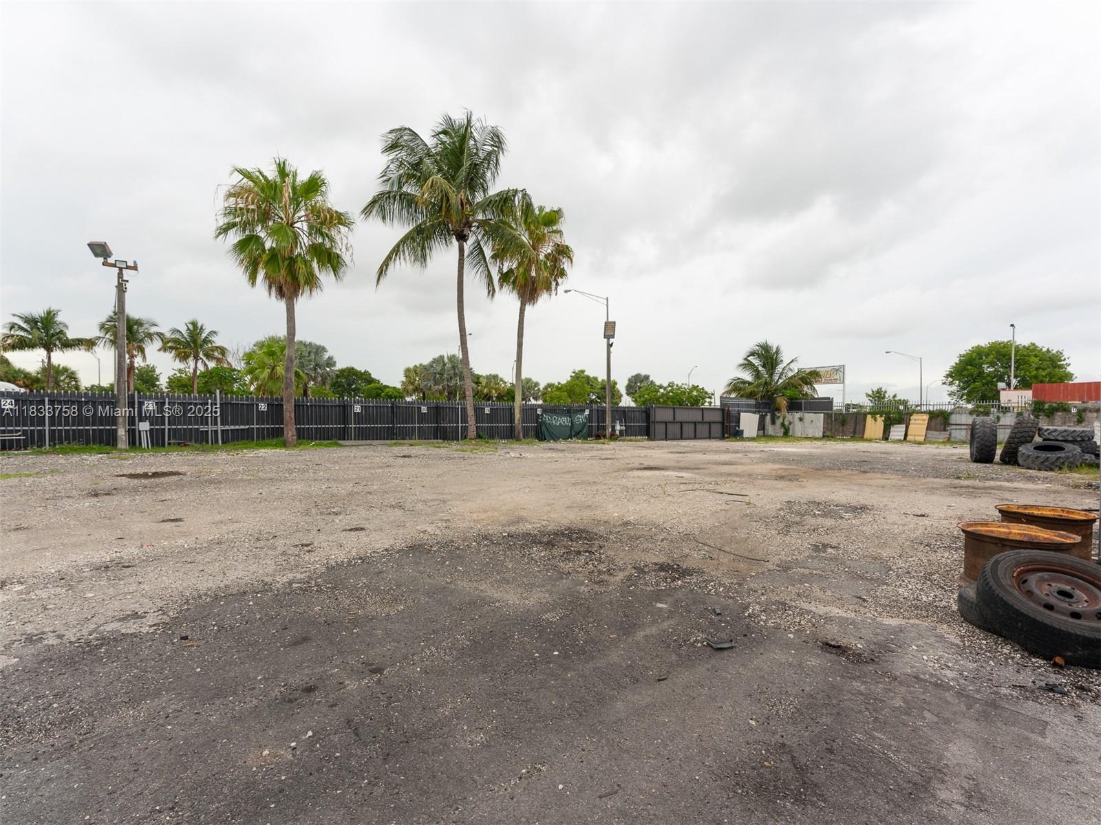 2695 NW 141st St Opa Locka, FL 33054
