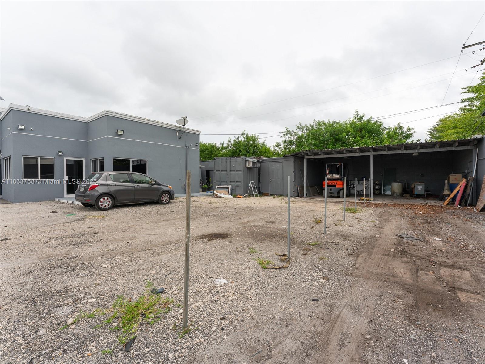 2695 NW 141st St Opa Locka, FL 33054