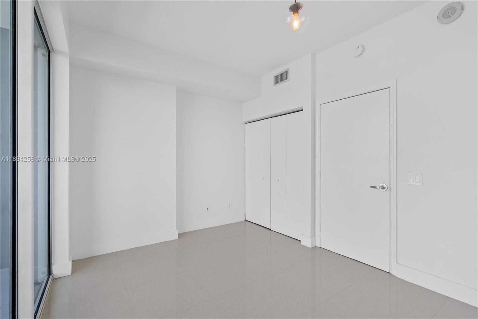image Infinity At Brickell13