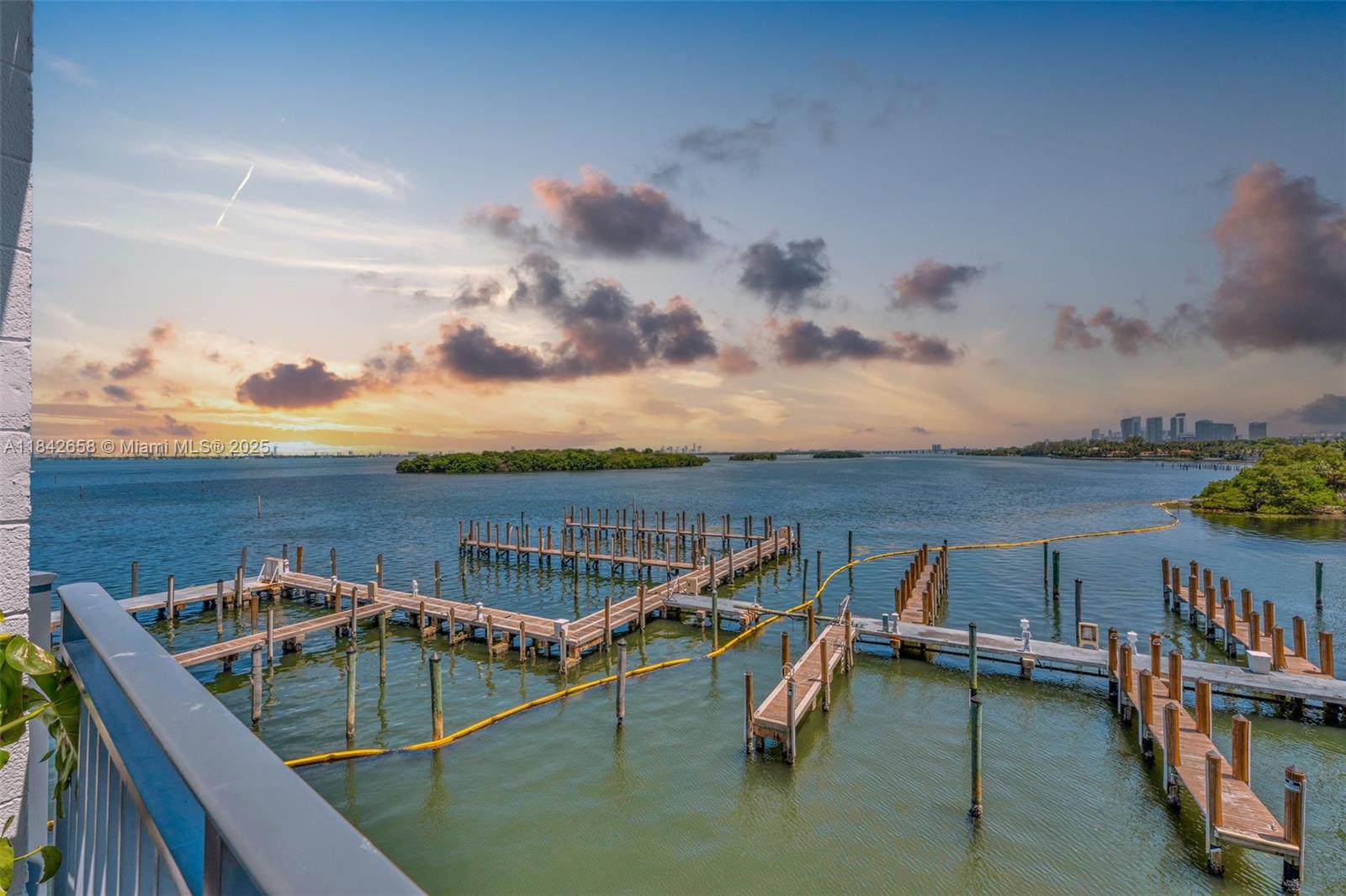 770 NE 69th St #4H Miami, FL 33138