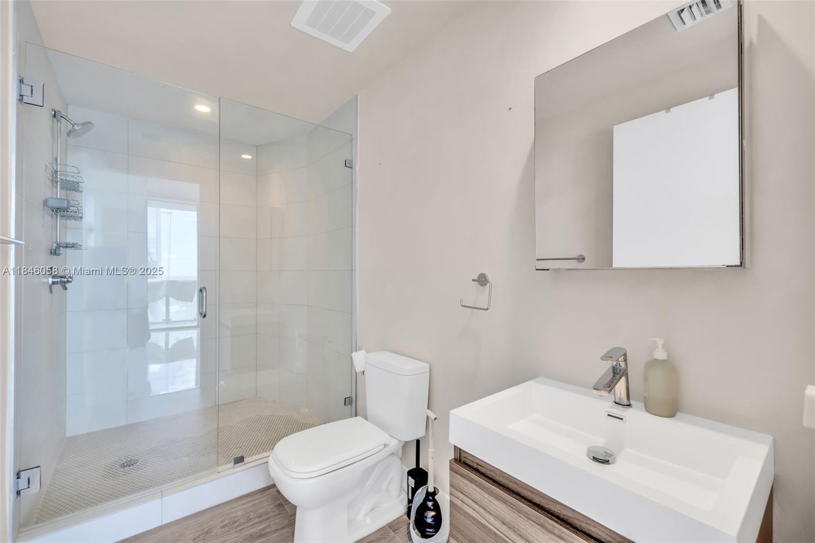 image Biscayne Beach Condo20