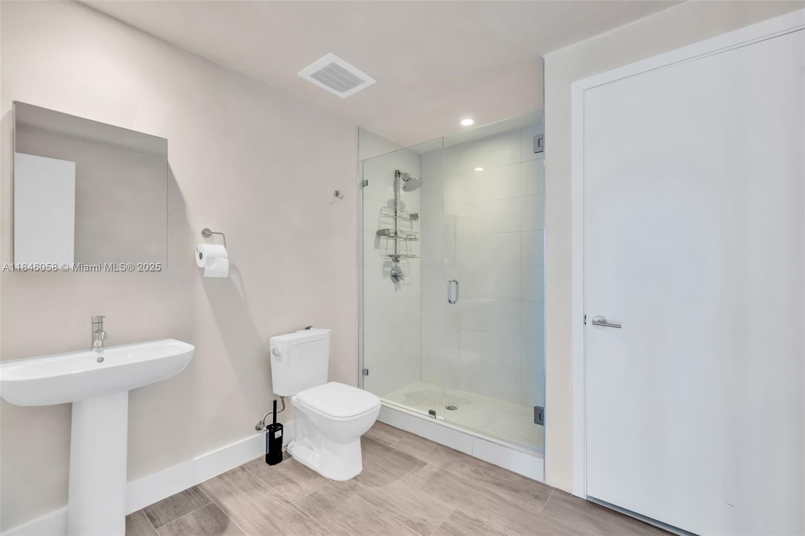image Biscayne Beach Condo21