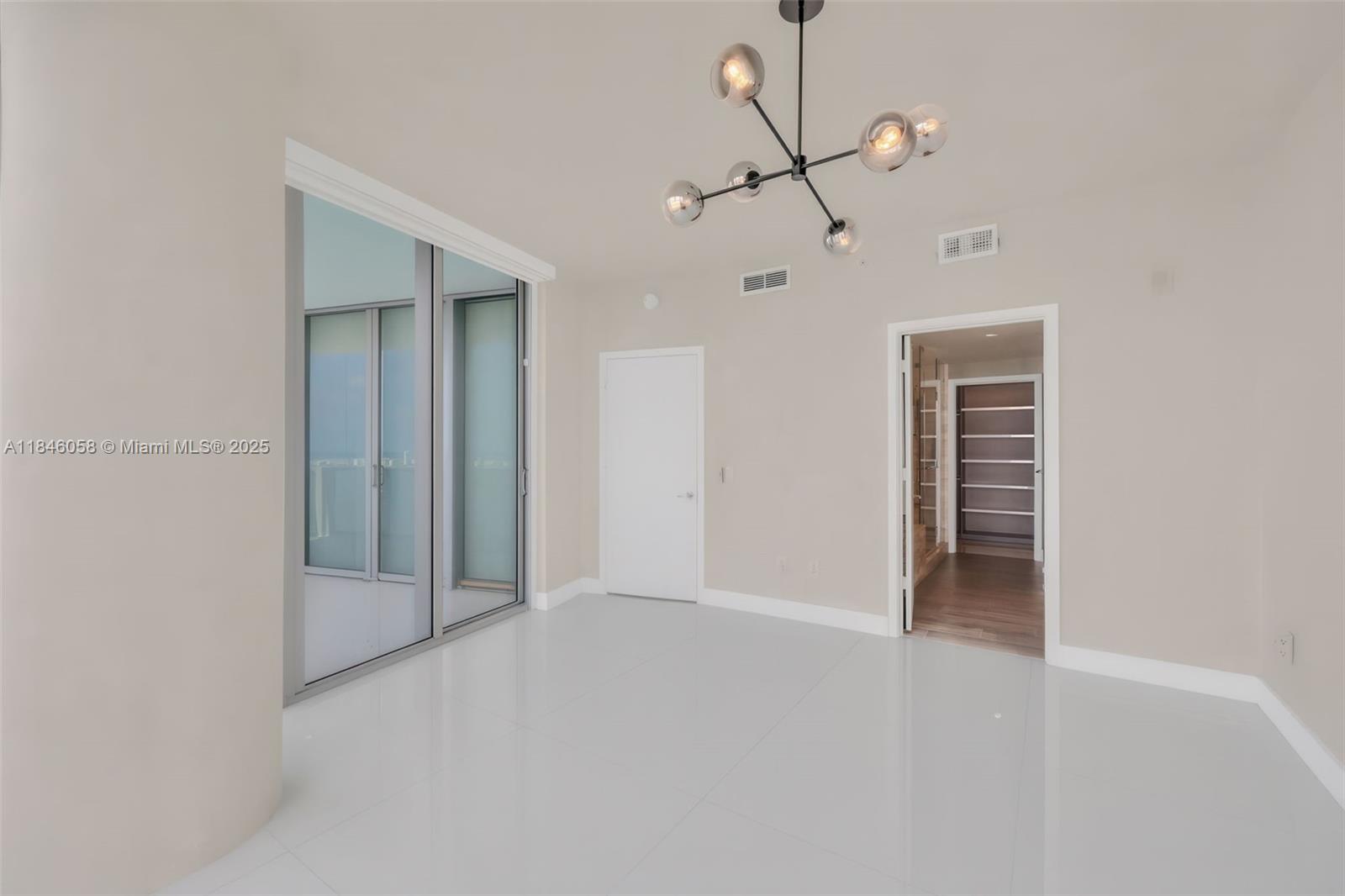 image Biscayne Beach Condo24