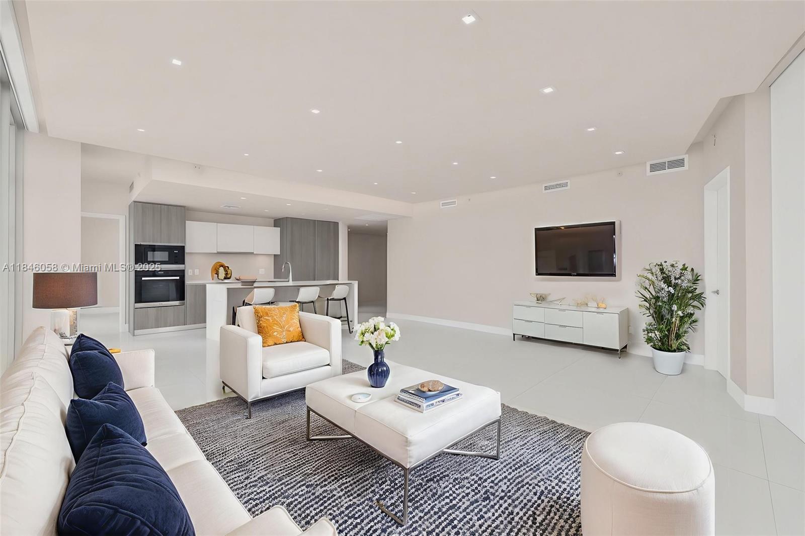 image Biscayne Beach Condo8