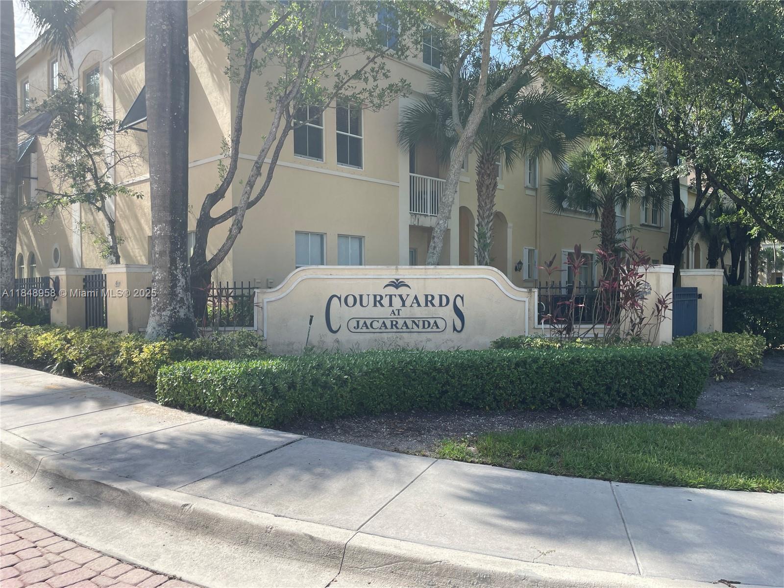 160 Jacaranda Country Clb Dr #201