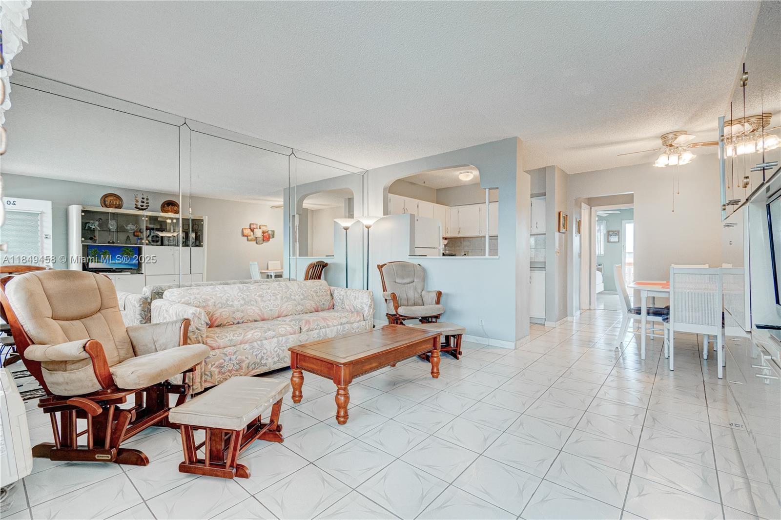 800 SW 10th Ter #20T