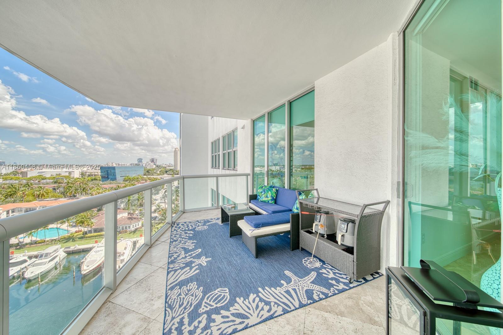image The Atrium25