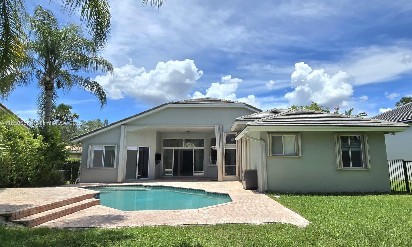 1506 Lantana Ct Weston, FL 33326