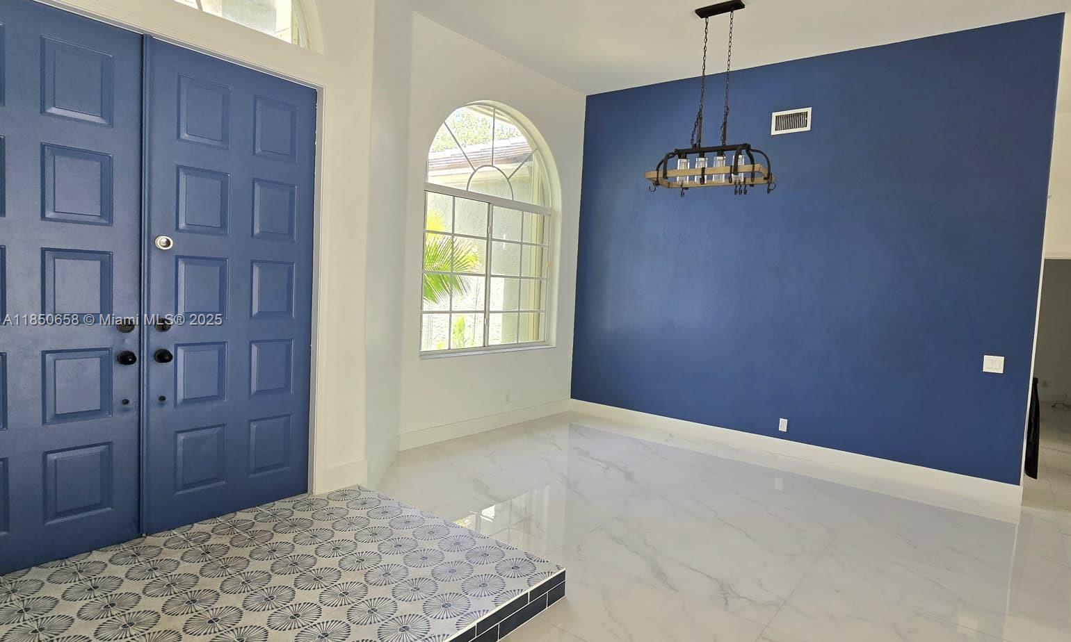 1506 Lantana Ct Weston, FL 33326