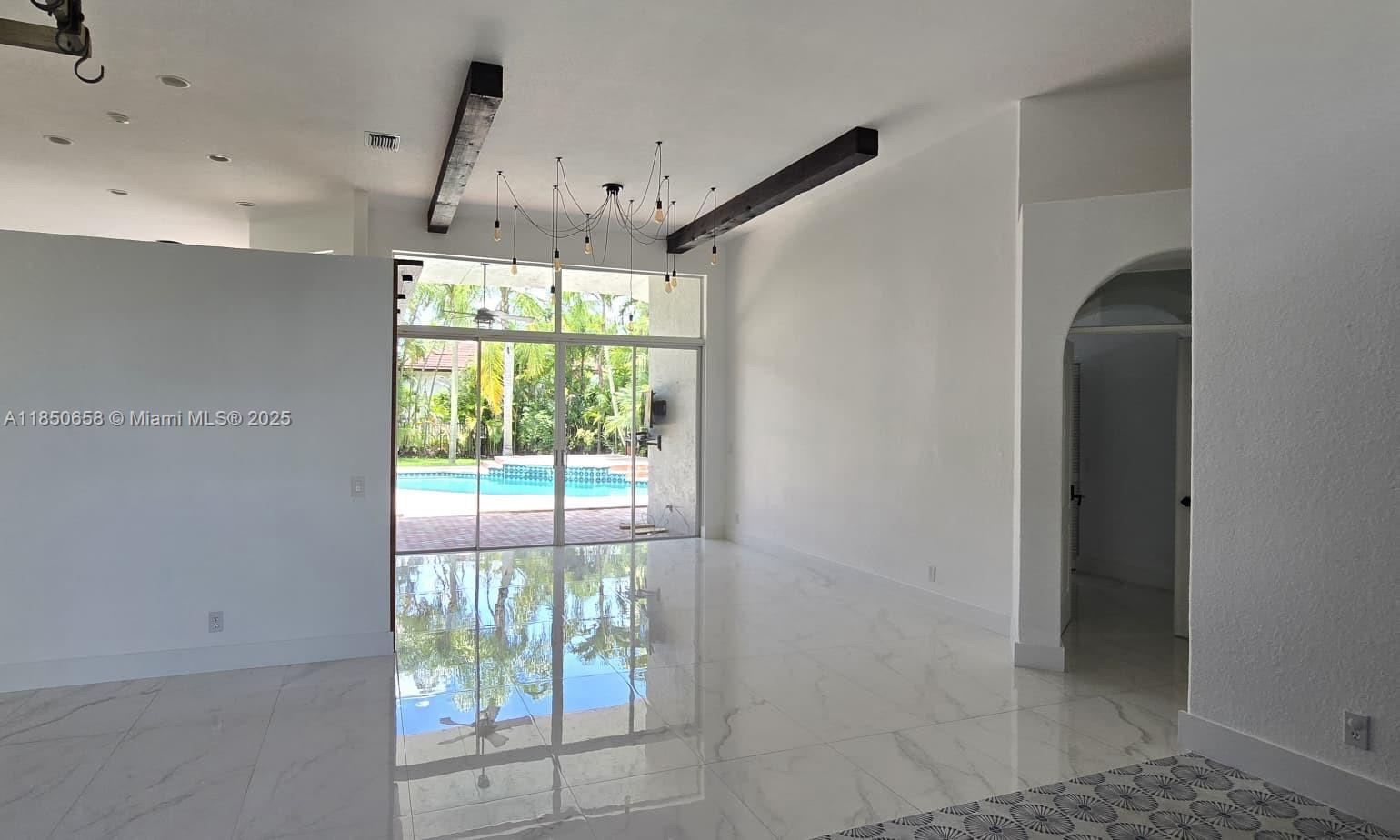 1506 Lantana Ct Weston, FL 33326