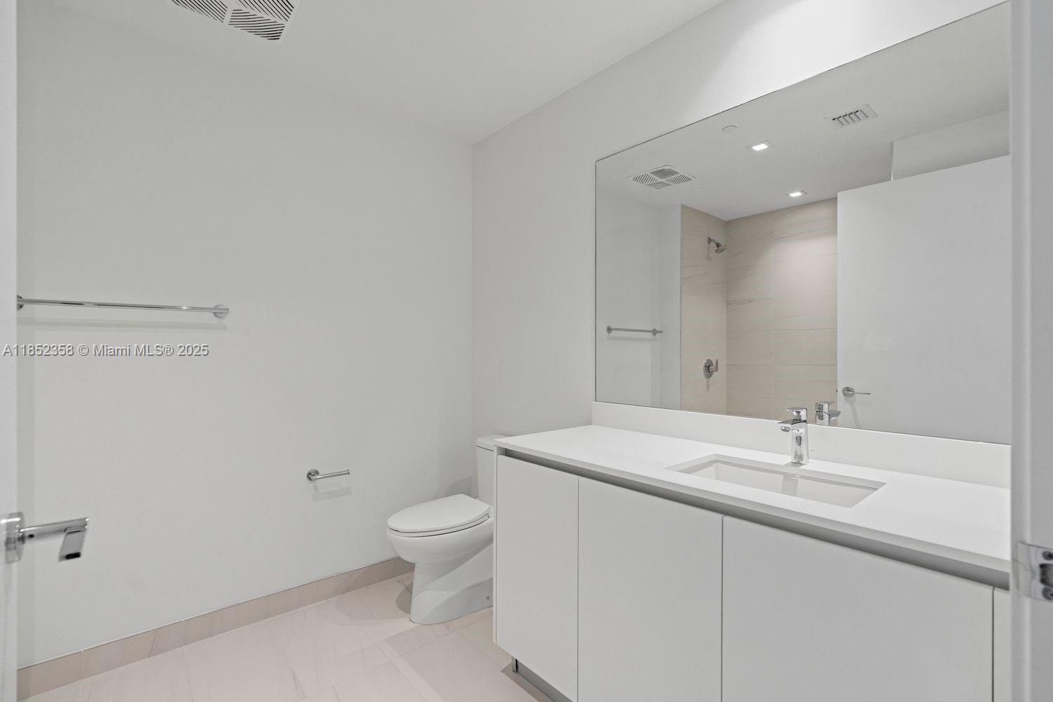 1116 N Ocean Blvd #304 Pompano Beach, FL 33062