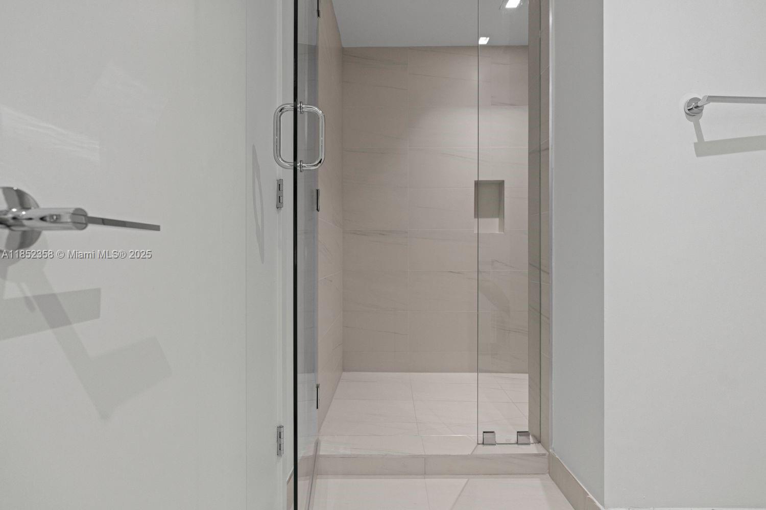 1116 N Ocean Blvd #304 Pompano Beach, FL 33062