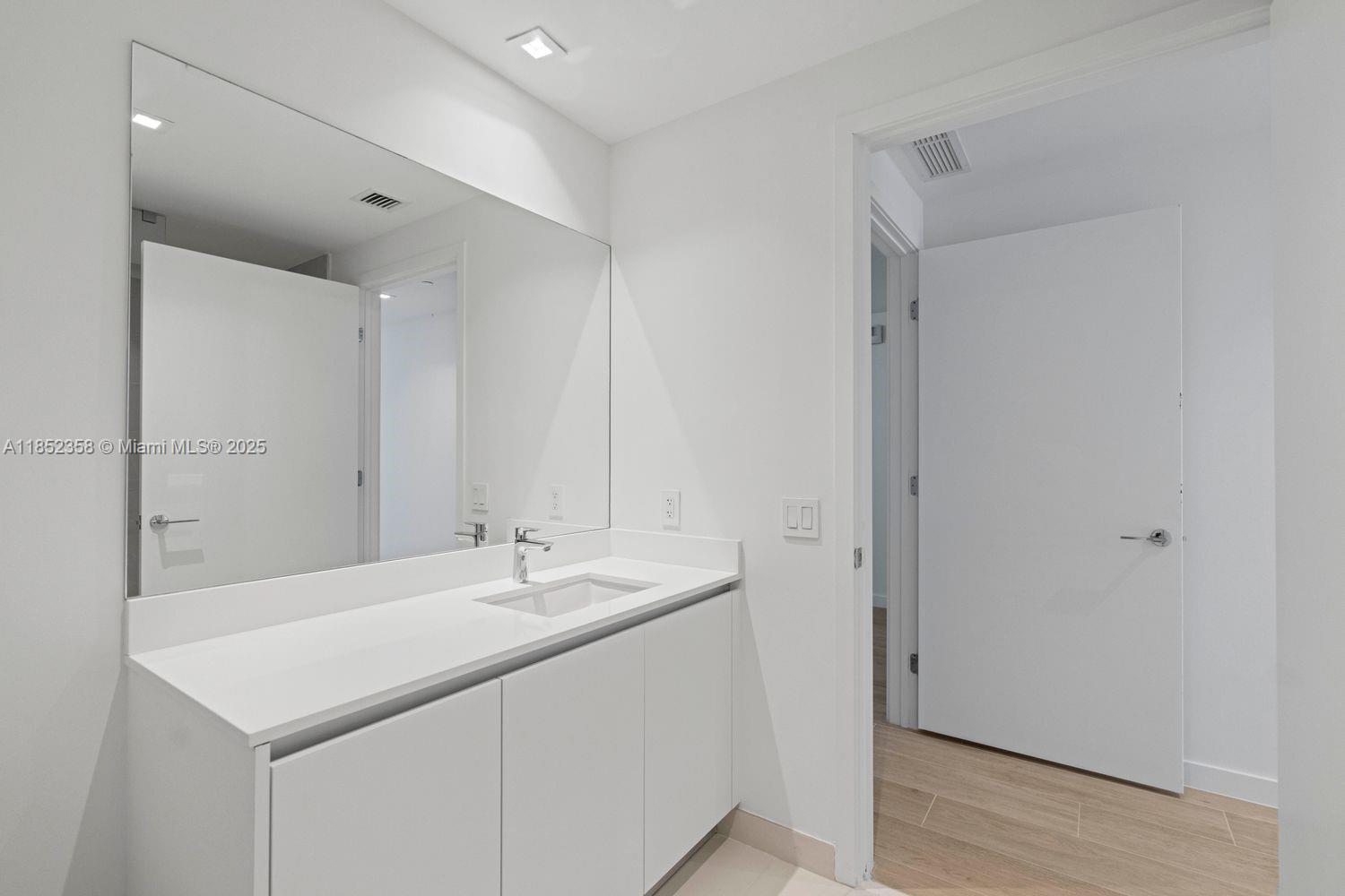 1116 N Ocean Blvd #304 Pompano Beach, FL 33062