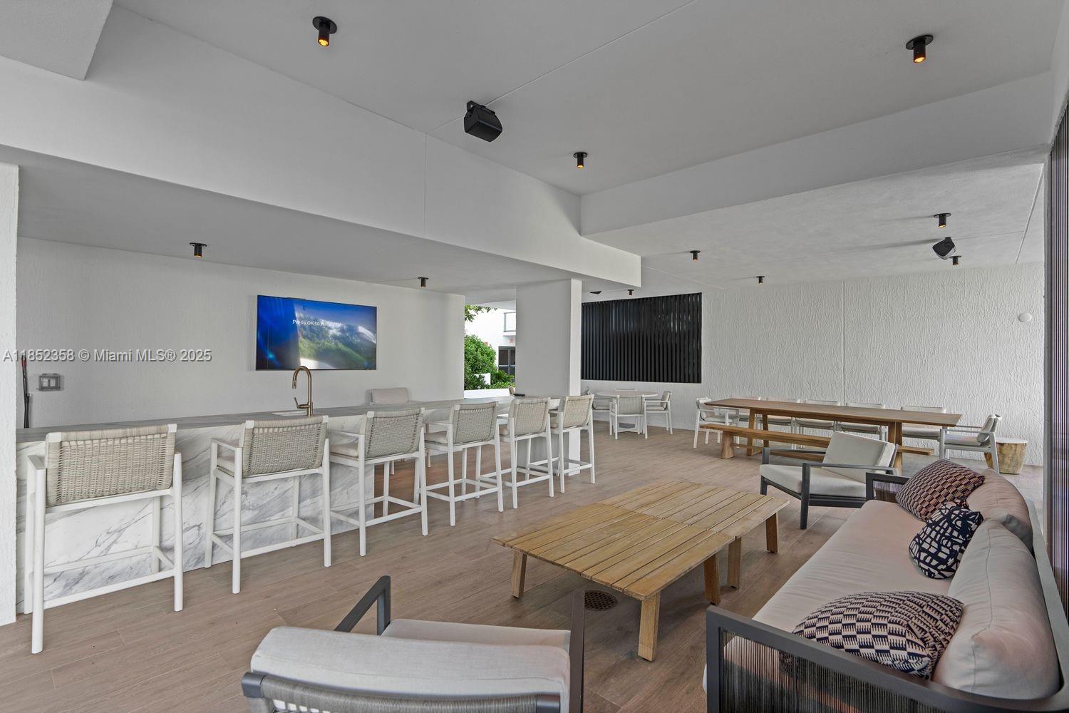 1116 N Ocean Blvd #304 Pompano Beach, FL 33062