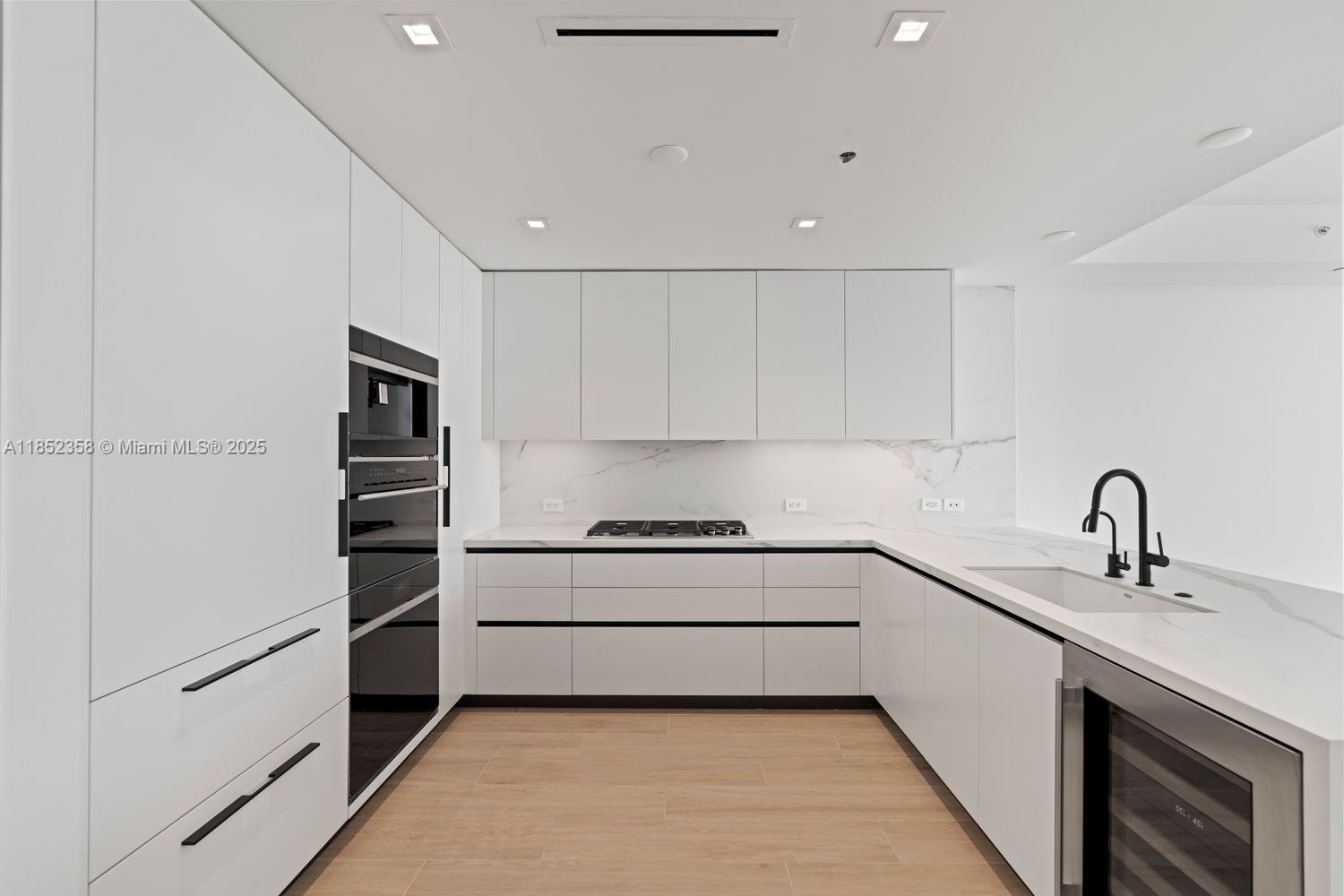 1116 N Ocean Blvd #304 Pompano Beach, FL 33062