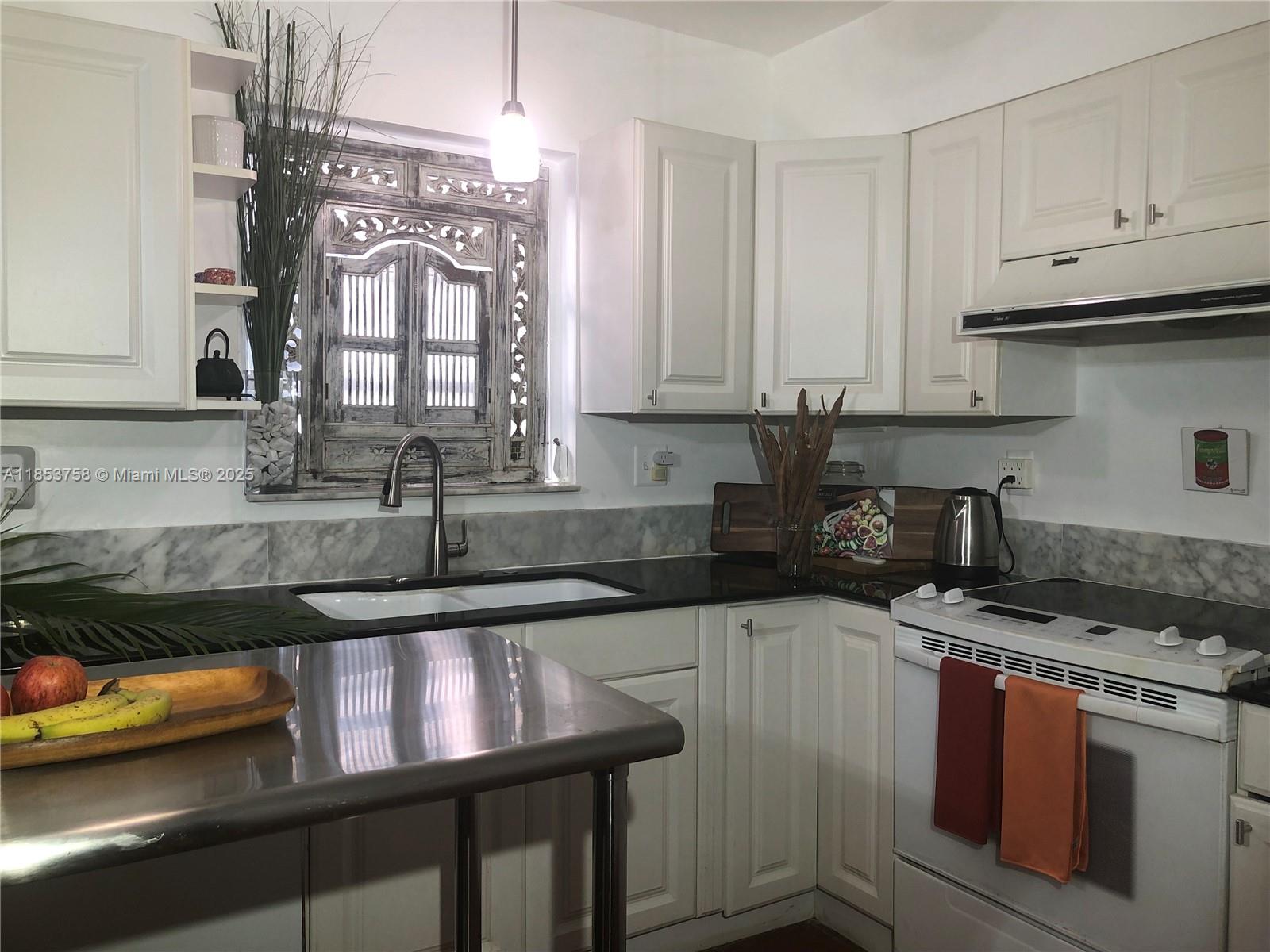 1619 SW 13th St Miami, FL 33145