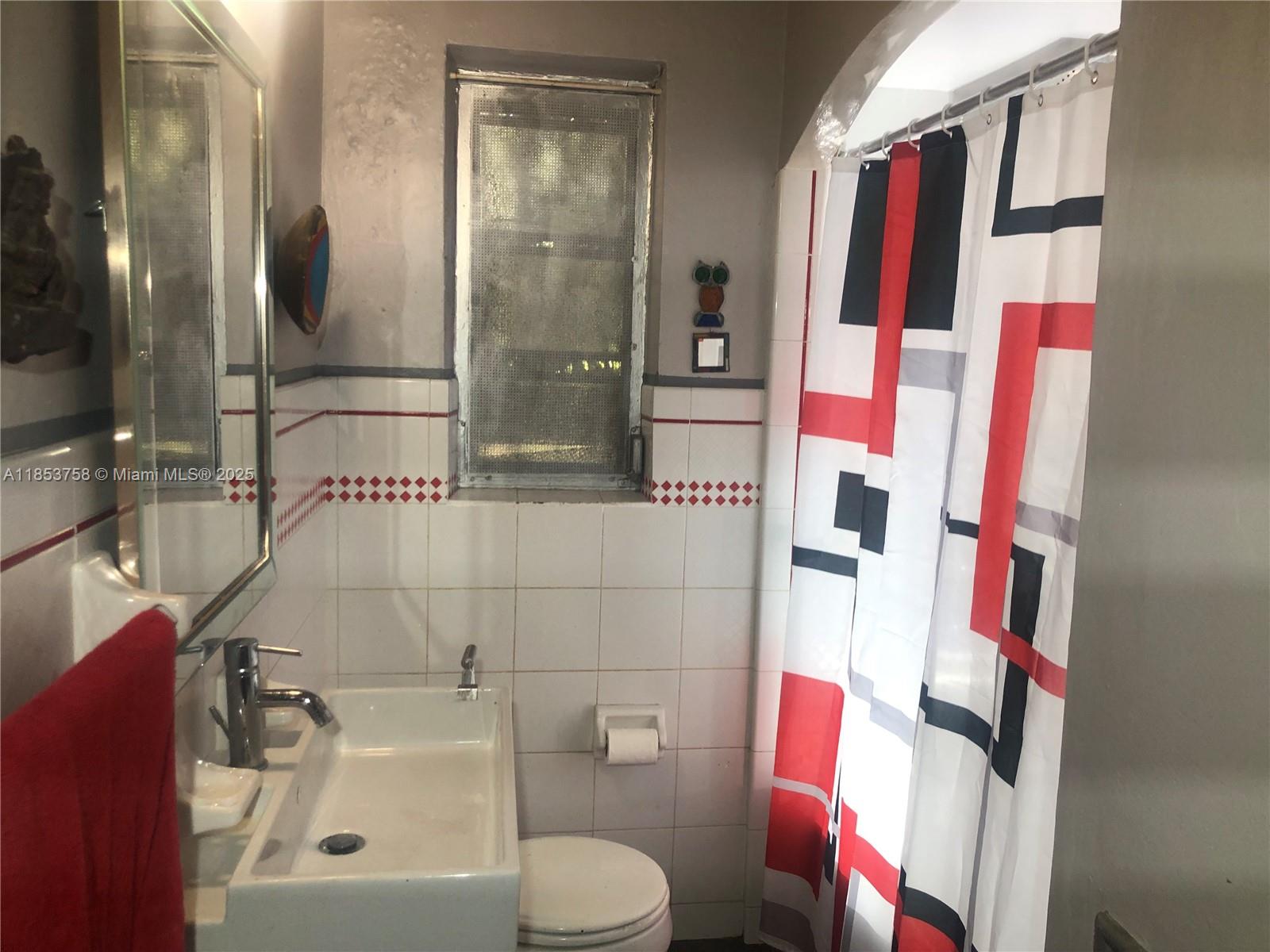 1619 SW 13th St Miami, FL 33145