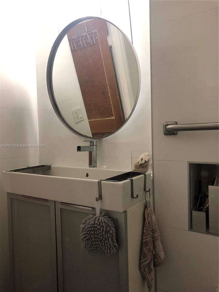 1619 SW 13th St Miami, FL 33145