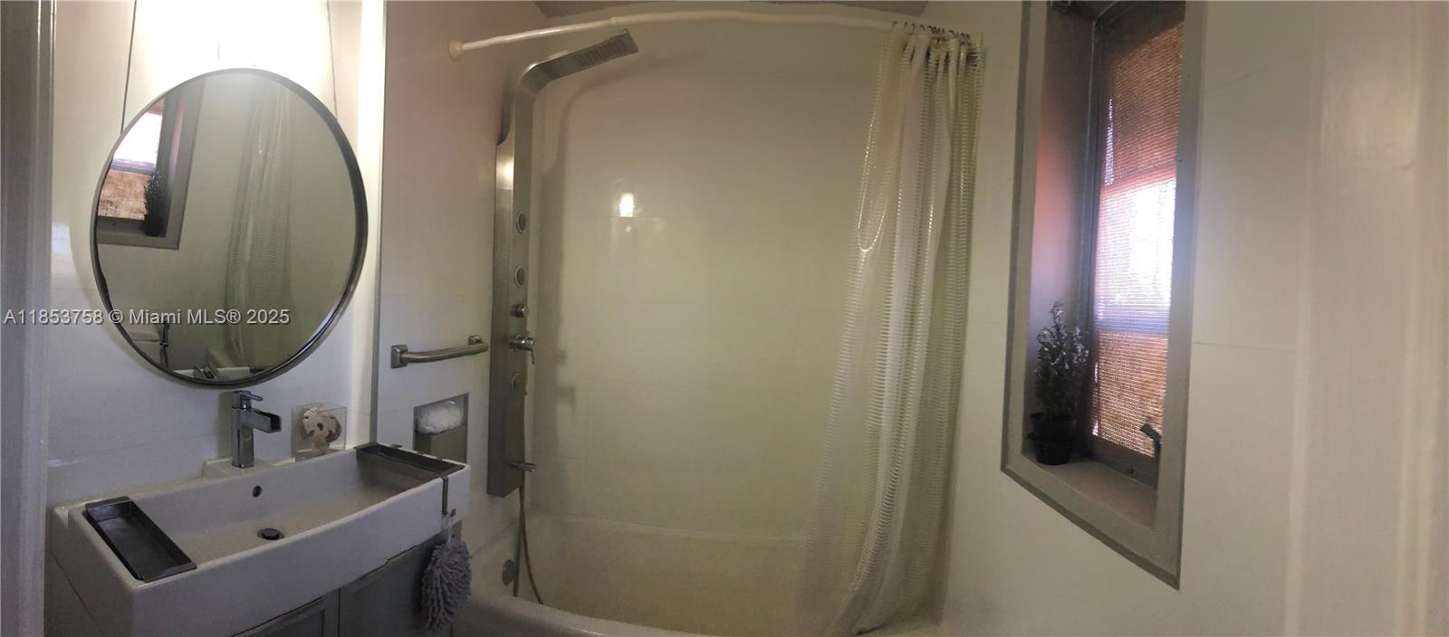 1619 SW 13th St Miami, FL 33145