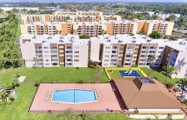6950 Miami Gdns Dr #2-508