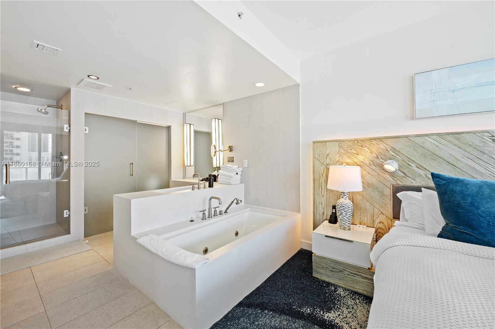 3101 Bayshore Dr #805 Fort Lauderdale, FL 33304