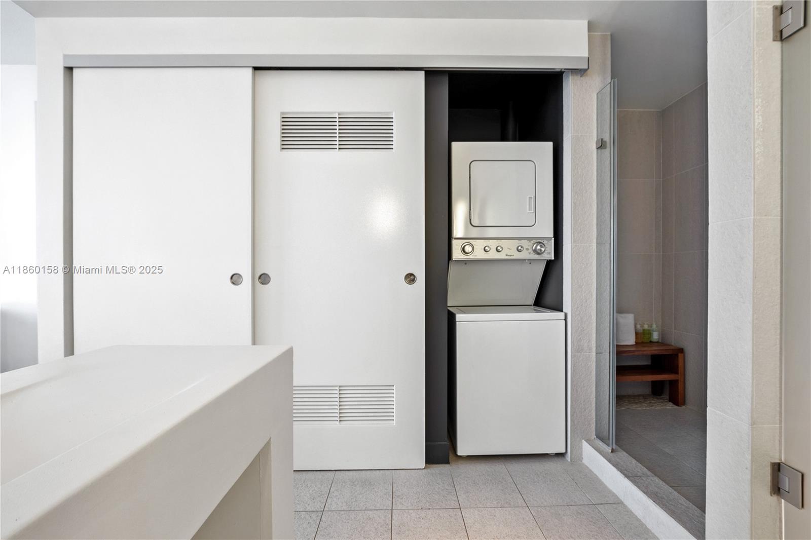 3101 Bayshore Dr #805 Fort Lauderdale, FL 33304