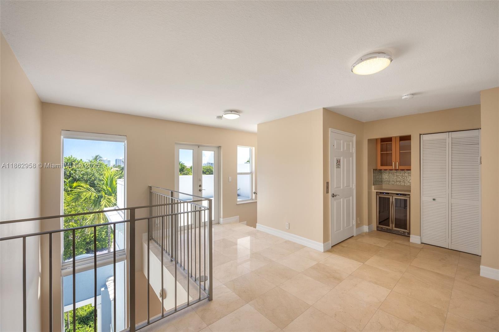 3425 Norfolk St Pompano Beach, FL 33062