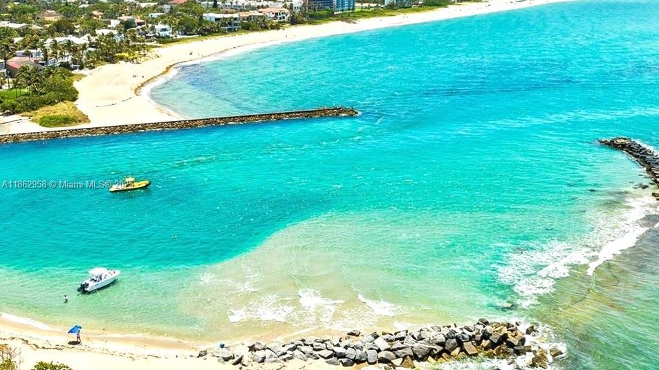 3425 Norfolk St Pompano Beach, FL 33062