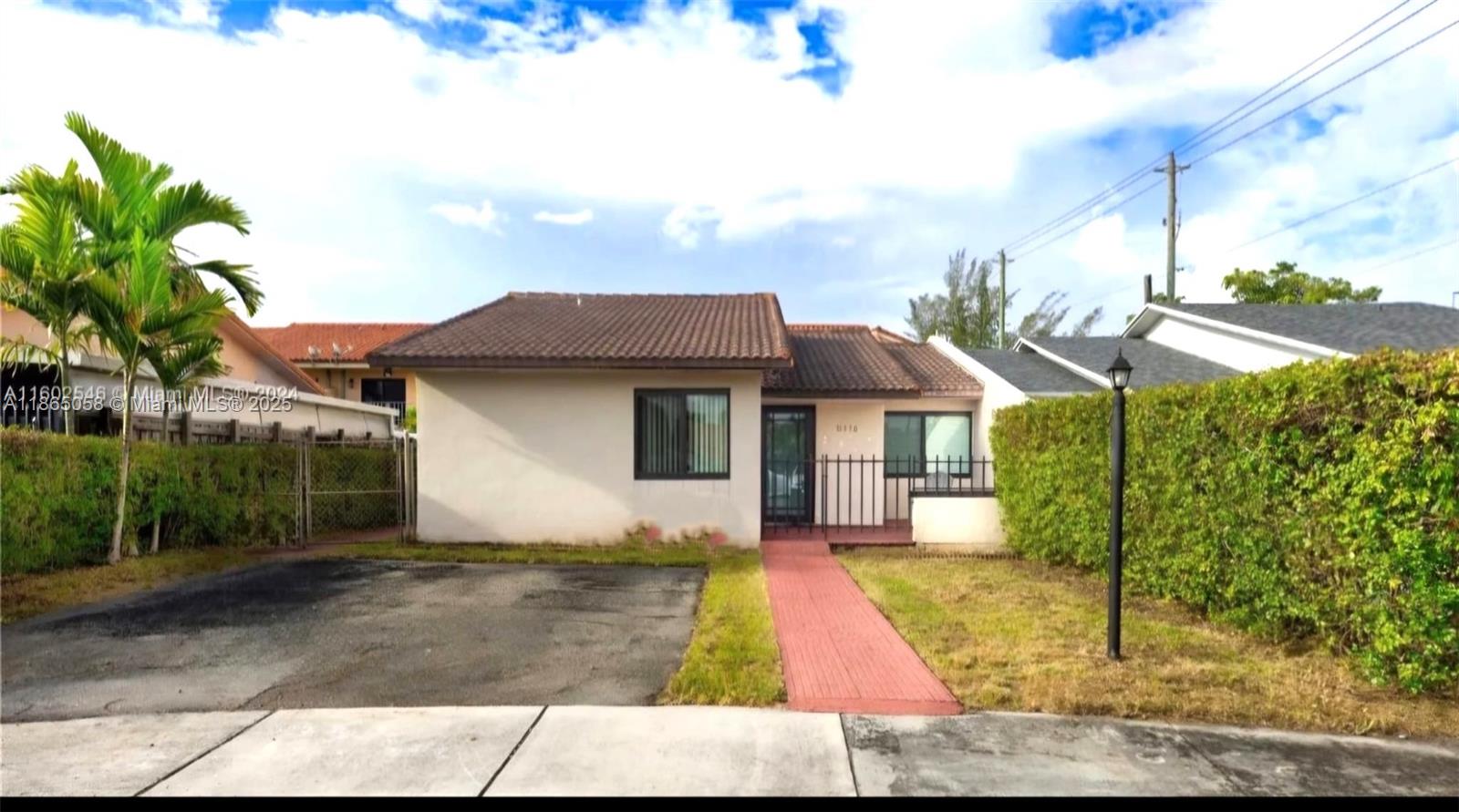 11570 SW 5th St