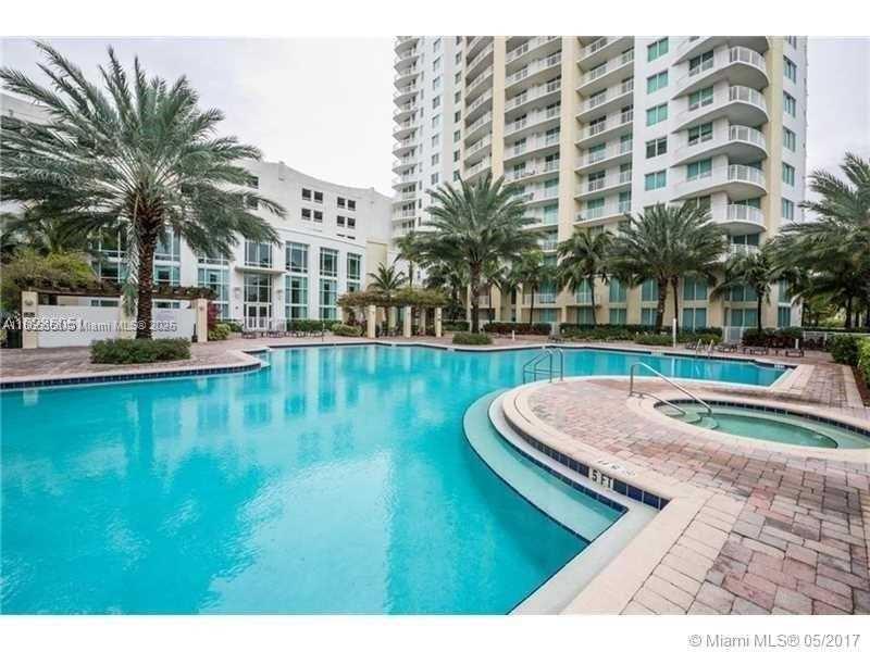 image Duo Condominium East1