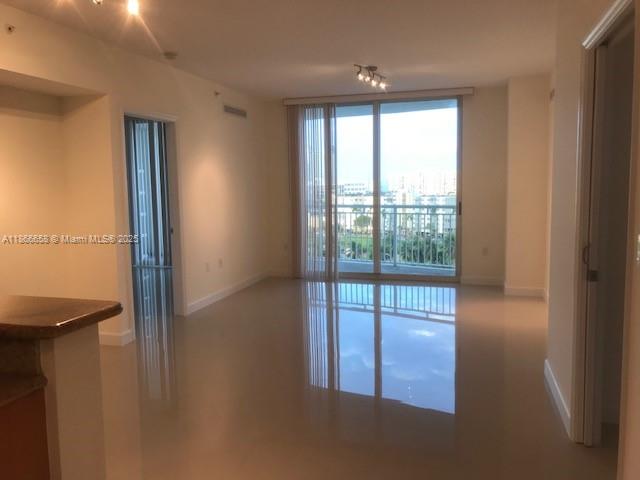 image Duo Condominium East8
