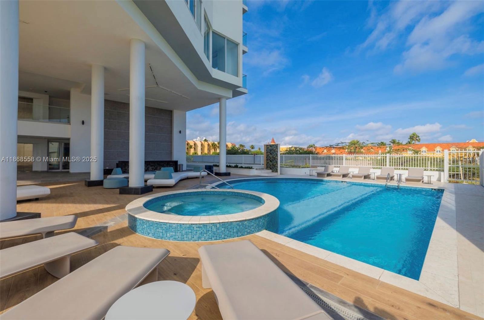 1 Irausquin Blvd Eagle Bch Aruba #4B