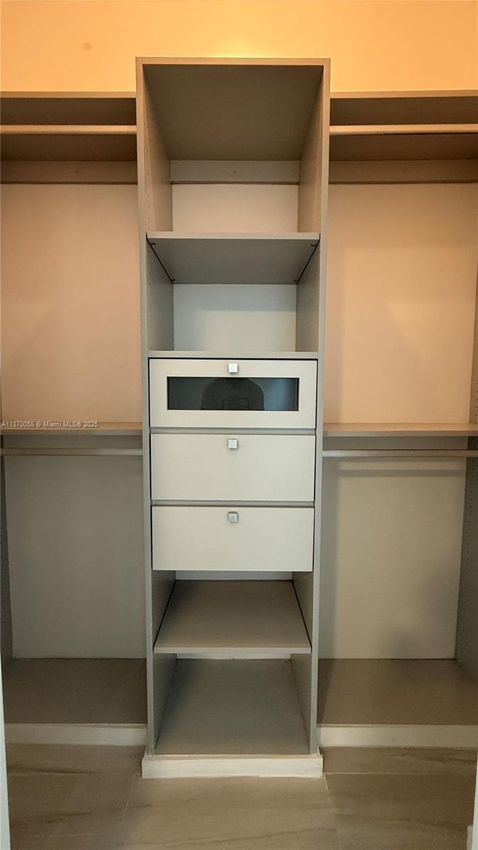 2031 Meridian Ave #6 Miami Beach, FL 33139