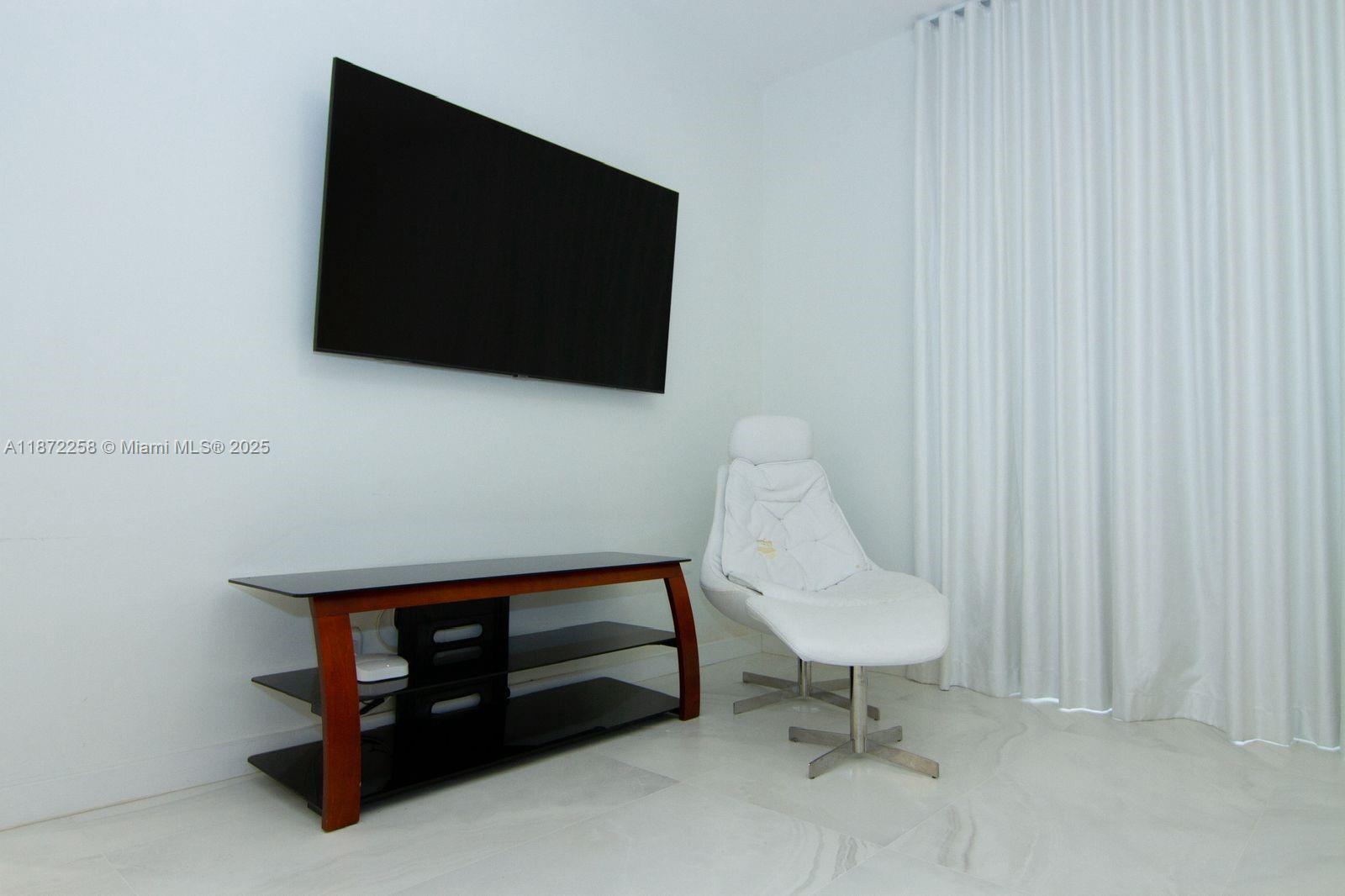 image Fisher Island11