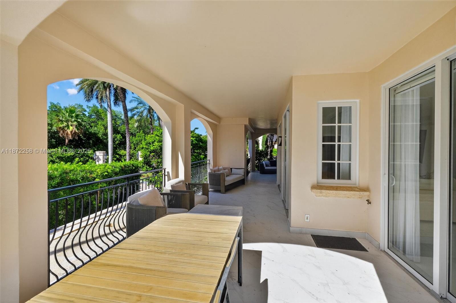 image Fisher Island33