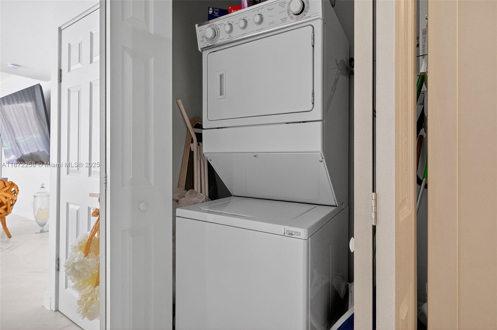 image Fisher Island39