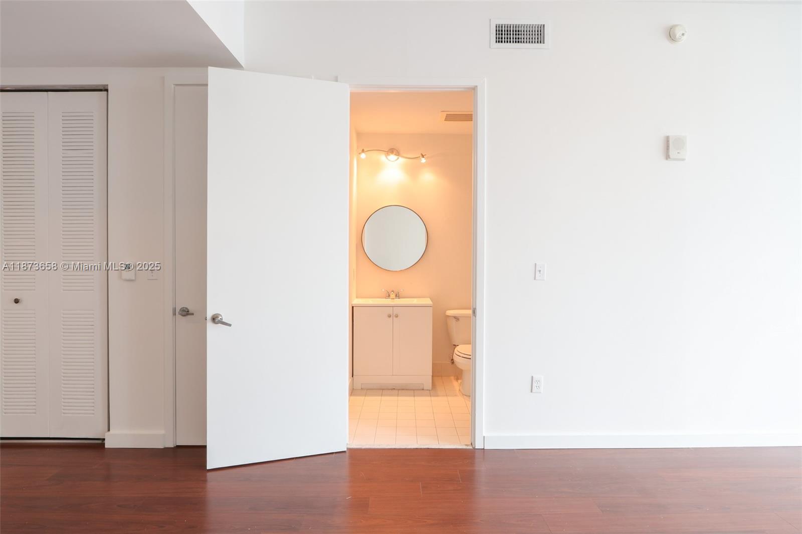 image Edgewater Lofts15