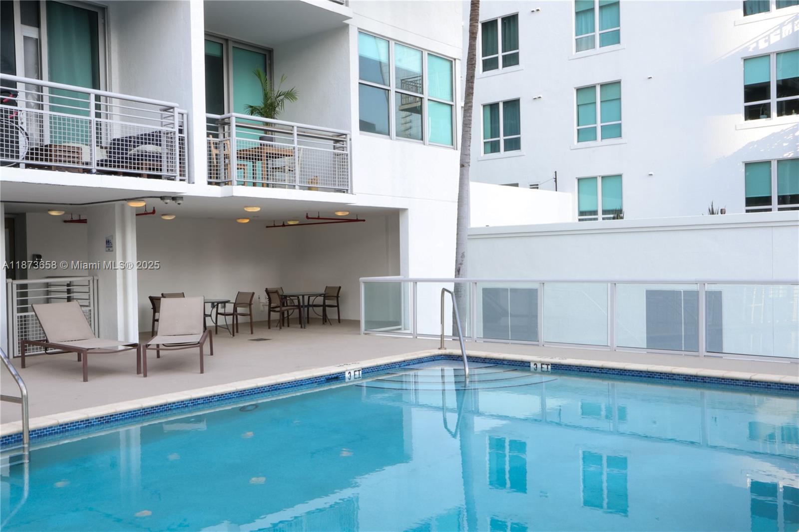 image Edgewater Lofts23